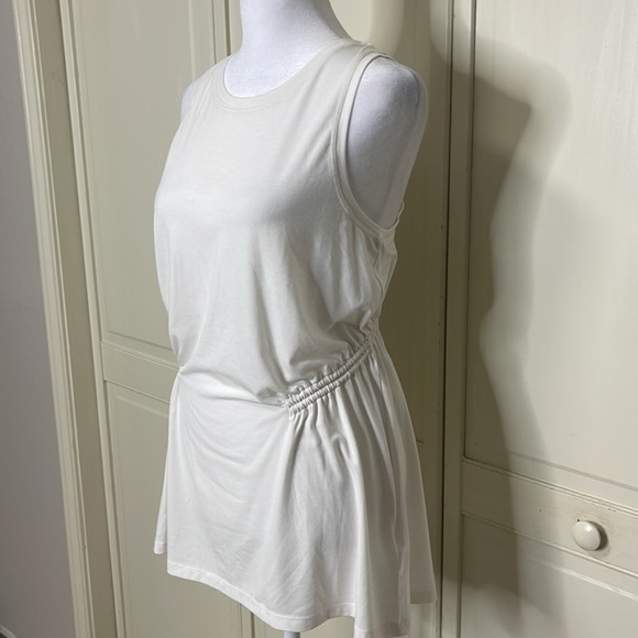 Athleta Women’s White Tunic Tank Top Cinched Size Medium Tennis Core - Picture 4 of 7
